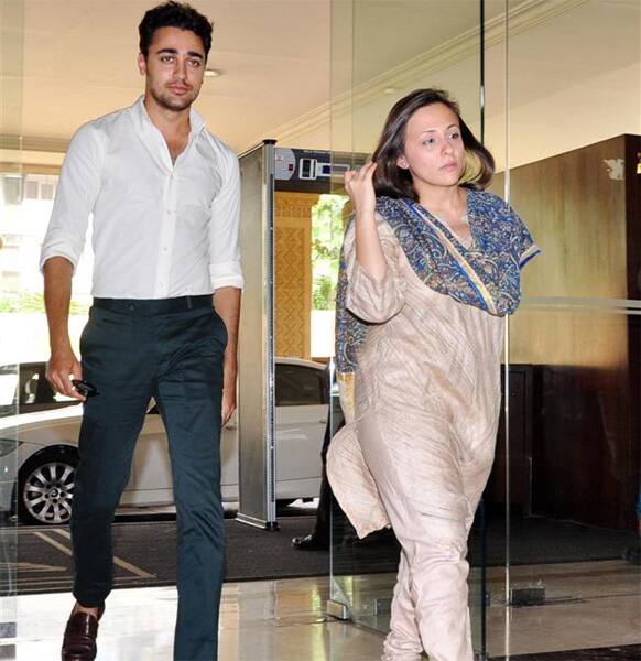 Imran Khan and Avantika Malik at Dr. Ashok Chopra's condolence meet.