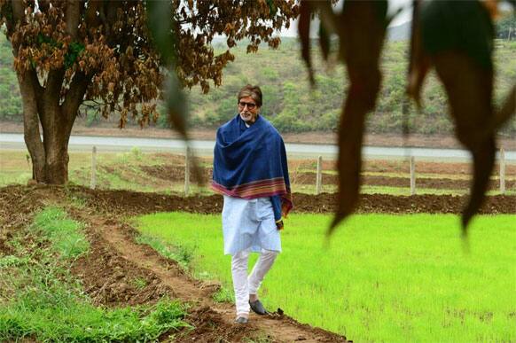 Amitabh Bachchan on a leisurely stroll.