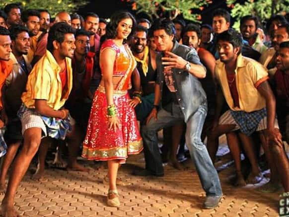 Shah Rukh Khan in an item number from his new movie ‘Chennai Express’. Image Courtesy: Filmfare