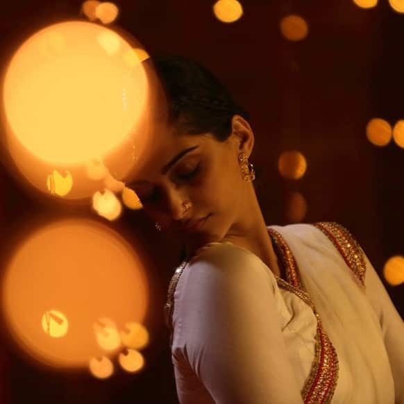 Sonam Kapoor in a still from the film 'Raanjhanaa'.