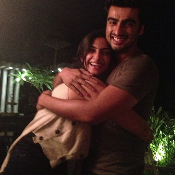 Cousins Sonam Kapoor and Arjun Kapoor in the midst of a super tight hug!