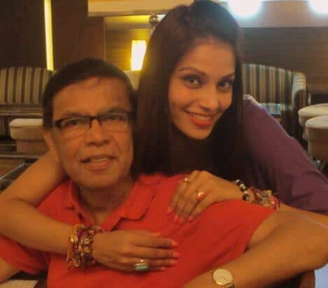 Bipasha Basu tweeted this picture along with her father.