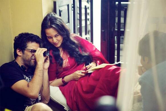 Sonakshi Sinha and Vikramaditya Motwane snapped on the sets of 'Lootera'. The film releases on July 5.