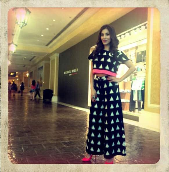 Sophie Choudry wore a Masaba Gupta dress for IIFA's press conference. She shared this picture on Twitter.