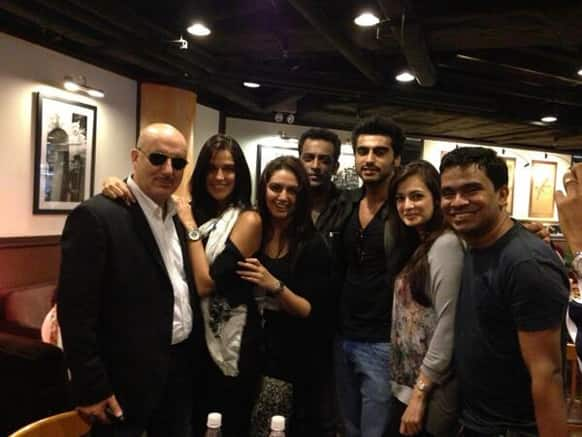 Anupam Kher, Neha Dhupia, Huma Qureshi, Anurag Basu, Arjun Kapoor and Dia Mira strike a candid pose.