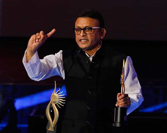 Bollywood actress Annu Kapoor speaks after receiving the Best Supporting Actor award during the International Indian Film Academy (IIFA) awards in Macau.