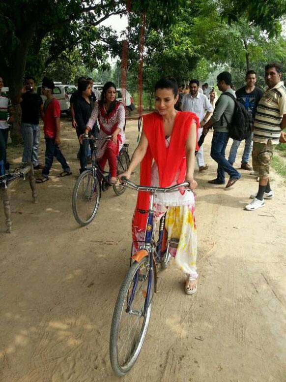 Ameesha Patel enjoying a cycle ride in Amritsar.