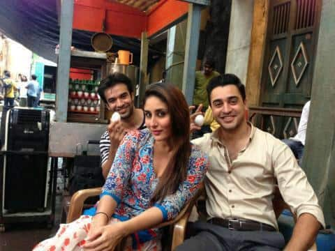 Kareena Kapoor, Imran Khan and Puneet Malhotra on the sets of 'Gori Tere Pyaar Mein'.