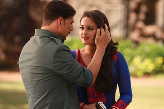 Akshay Kumar and Sonakshi Sinha in a still from 'Once Upon A Time In Mumbaai Dobaara'.