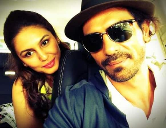 Arjun Rampal and Huma Qureshi pose for a candid pic. Image courtesy: @rampalarjun