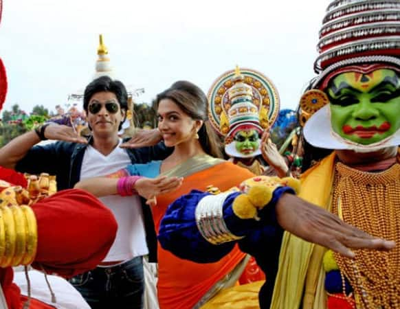 Shah Rukh Khan and Deepika Padukone on the sets of Rohit Shetty's 'Chennai Express'.