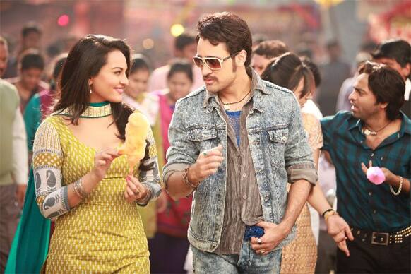 Sonakshi Sinha and Imran Khan in a still from Ekta Kapoor's 'Once Upon Ay Time in Mumbaai Dobaara'.