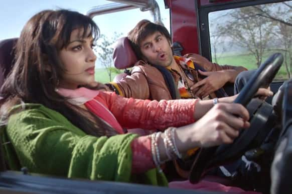 Ranbir Kapoor and Pallavi Sharda in a still from 'Besharam'.