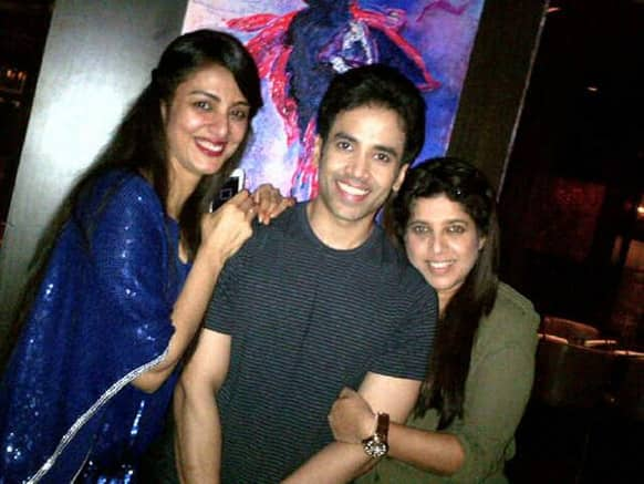 @TusshKapoor shared this picture on Twitter that has him posing with actress Tabu and fashion designer Shabina Khan.