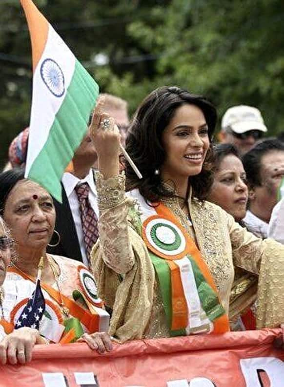 Mallika Sherwat at an Independence Day rally somewhere in the US. (Pic courtesy: @MallikaLA)