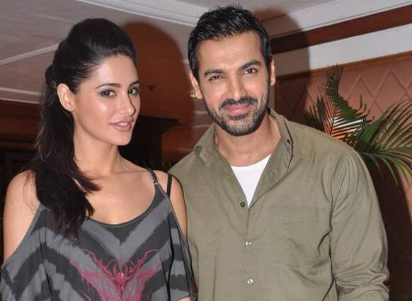 Nargis Fakhri and John Abraham promote 'Madras Cafe'. (Pic courtesy: Filmfare)