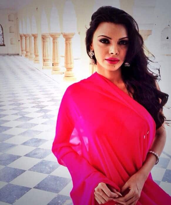 Sherlyn Chopra posted this pic of hers in Jaipur Pic Courtesy: @SherlynChopra