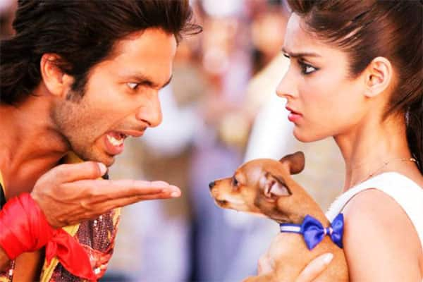 Shahid Kapoor and Ileana D'Cruz in a still from 'Phata Poster Nikla Hero'.