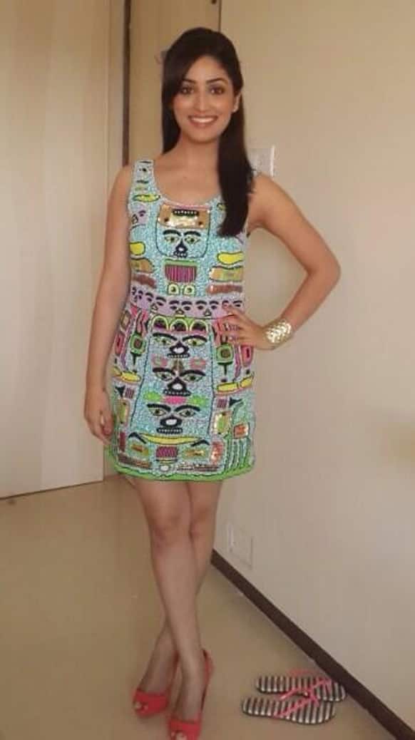 Yami Gautam poses for a picture in a Pia Pauro dress. 