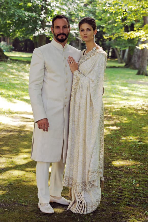 Bespoke ensembles were made by Indian designer Manav Gangwani for the grand wedding day of Prince Rahim Aga Khan & Princess Salwa (American supermodel Kendra Spears). 