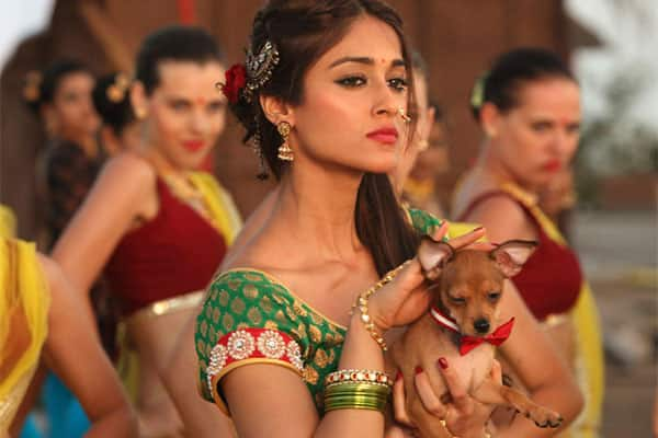 Ileana D'Cruz in a still from 'Phata Poster Nikla Hero'.