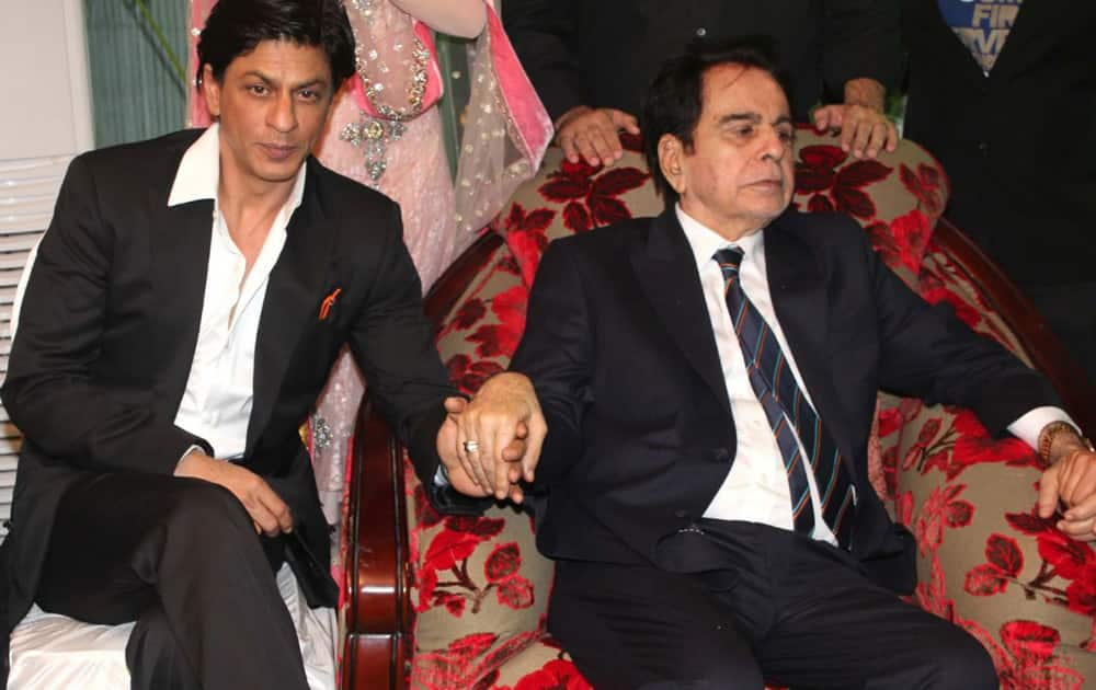 Shah Rukh Khan along with his `mooh bola father` Dilip Kumar.