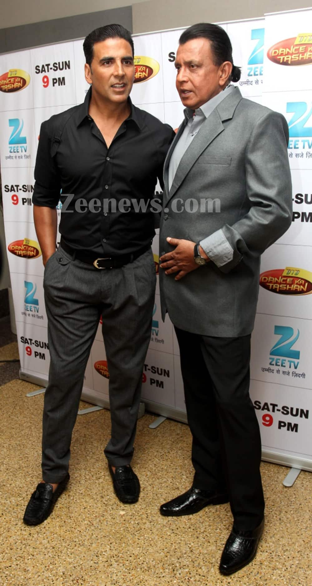 Akshay Kumar and Mithun Chakraborty address the media before the shoot for 'Zee TV's Dance Ka Tashan'.