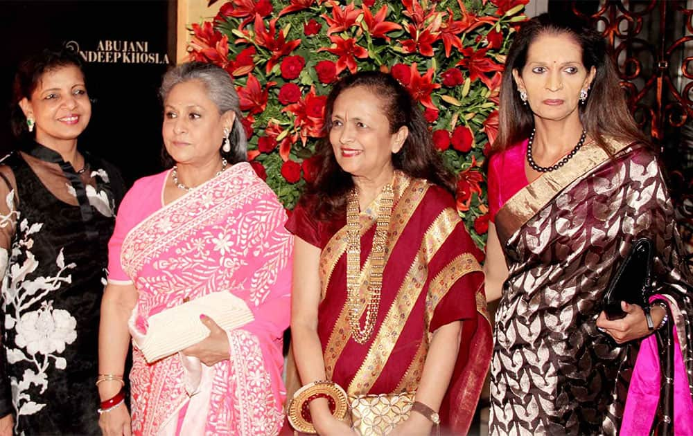 (L-R) Madhu Ruia, Jaya Bachchan, Meenakshi Bajaj and Smita Parekh at ‘The Golden Peacock’, an evening of couture for the Sahachari Foundation at The Ball Room, Taj Mahal Palace Hotel in Mumbai. Pic Courtesy: DNA