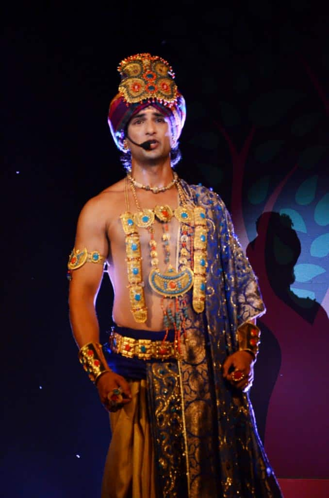 Himanshu Soni, the actor who plays the role of Prince Siddharth enacts a scene from the show.