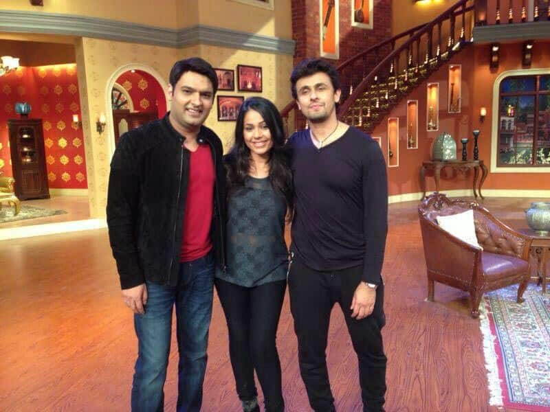 Kapil Sharma, Teesha and Sonu Nigam on the set of Comedy Nights.