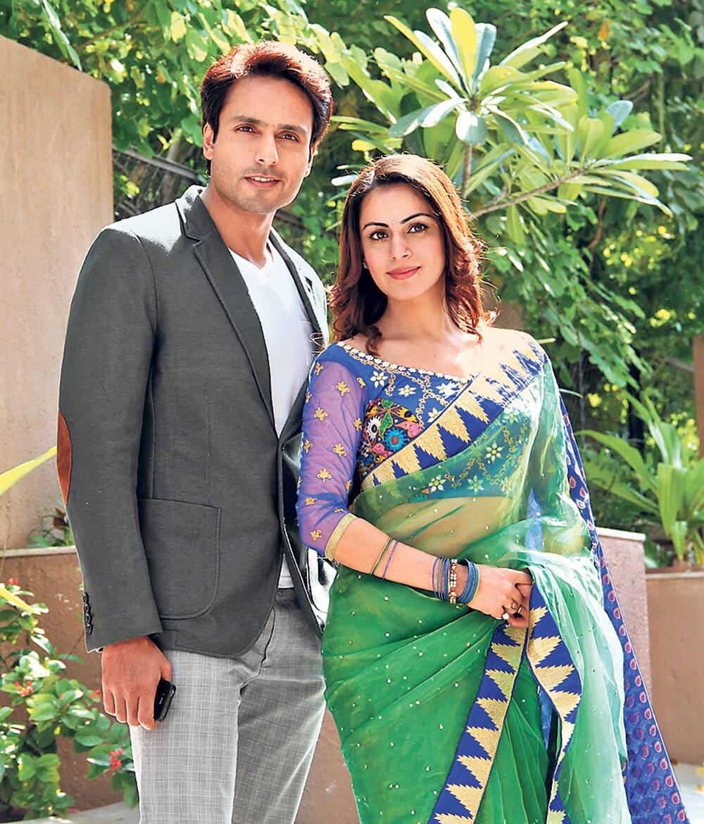 Tele actors Iqbal Khan and Shraadha Arya visited Ahmedabad, to promote their upcoming show 'Tumhari Paakhi'. Pic Courtesy: DNA