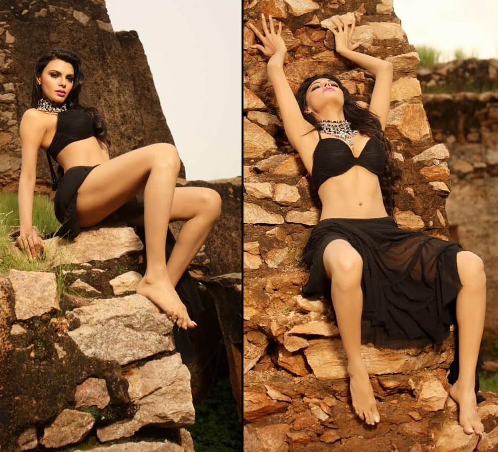 Sensuality does not wear a watch but she always gets to the essential places on time.. pic.twitter.com@SherlynChopra