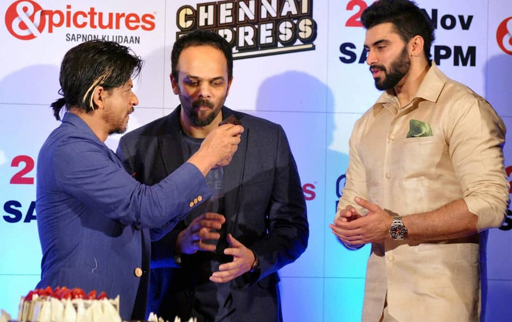 Shahrukh Khan, Rohit Shetty and Nikitin Dheer at the success party of their film 'Chennai Express' in Mumbai.