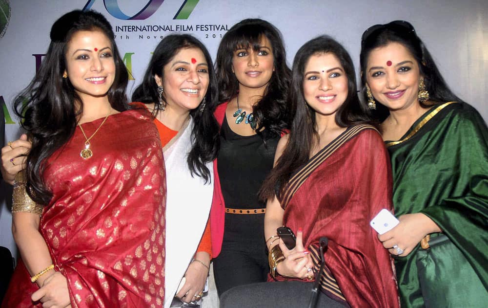 Film actresses, from left- Koel Mallick, Locket Chatterjee, Subhashree Ganguly, Payel Sarkar and June Maliah during the inauguration of 19th Kolkata International Film Festival in Kolkata.