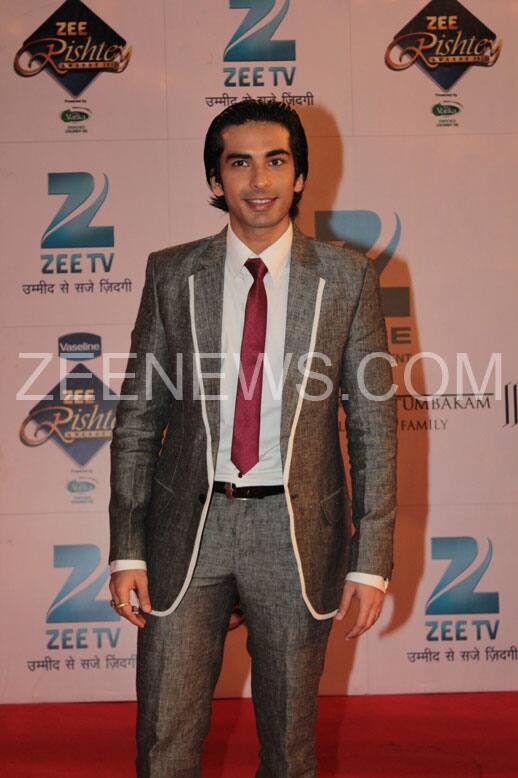 Mohit Sehgal on the Red Carpet of Zee Rishtey Awards.