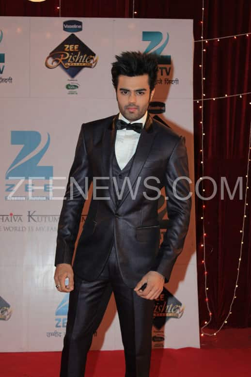 Manish Paul on the Red Carpet of Zee Rishtey Awards.