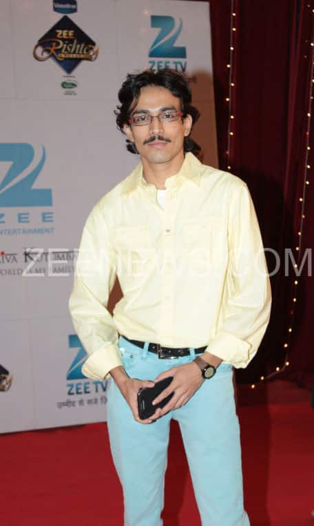 Dushyant Wagh on the Red Carpet of Zee Rishtey Awards.