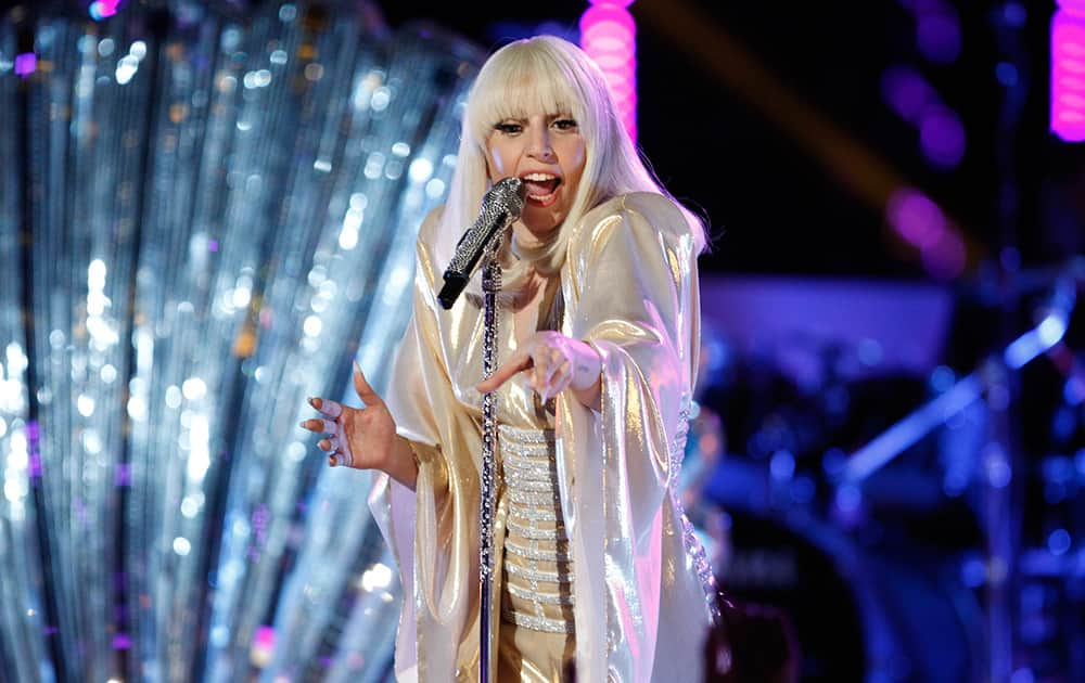 Lady Gaga performs during the season five finale of `The Voice`  in Los Angeles. 