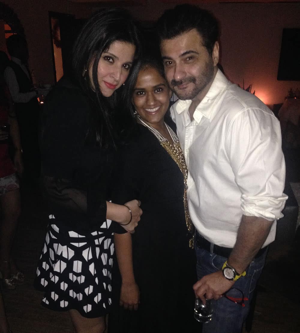 `THREE’S COMPANY: Maheep Kapoor, Arpita Khan and Sanjay Kapoor ` at Alvira and Atul Agnihotri's grand bash at their residence in Bandra. Pic Courtesy: DNA