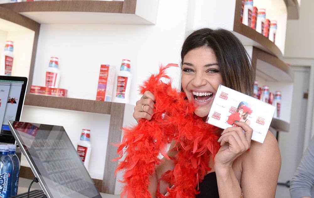 Actress Jessica Szohr at the Colgate Optic White Beauty Bar - Golden Globes Weekend in Los Angeles.