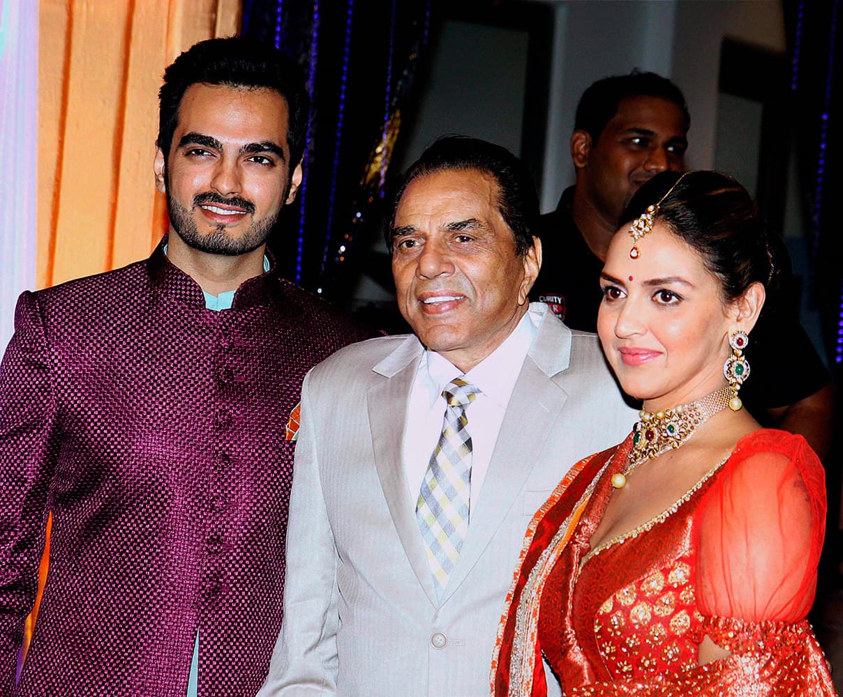 Dharmendra with his daughter Esha Deol and her husband Bharat Takhtani, at the sangeet ceremony of Ahana Deol, in Mumbai.