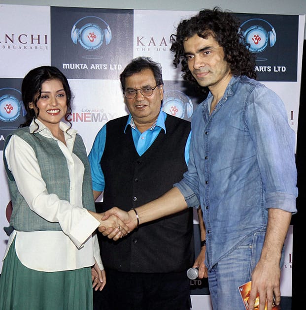 Mishti, filmmakers Subhash Ghai and Imtiaz Ali during the trailer launch of the film Kaanchi - The Unbreakable in Mumbai.