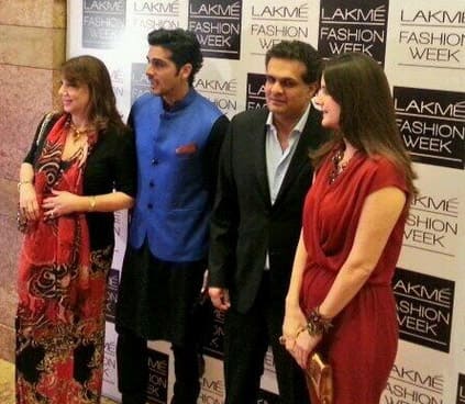 Zayed Khan and family arrive at at lakme fashion week. Pic Courtesy: Twitter