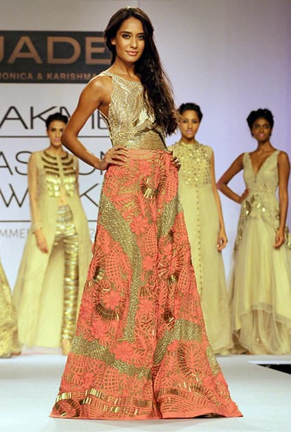 Bollywood actress Lisa Hayden walks the ramp during the Lakme Fashion Week 2014 in Mumbai.