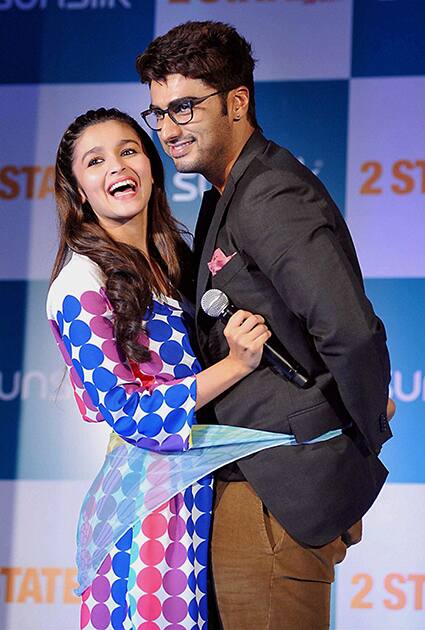 Bollywood actors Arjun Kapoor and Alia Bhatt during promote their upcoming film '2 States' in Mumbai.