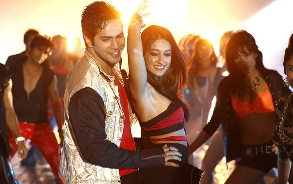 Movie Stills - Main Tera Hero