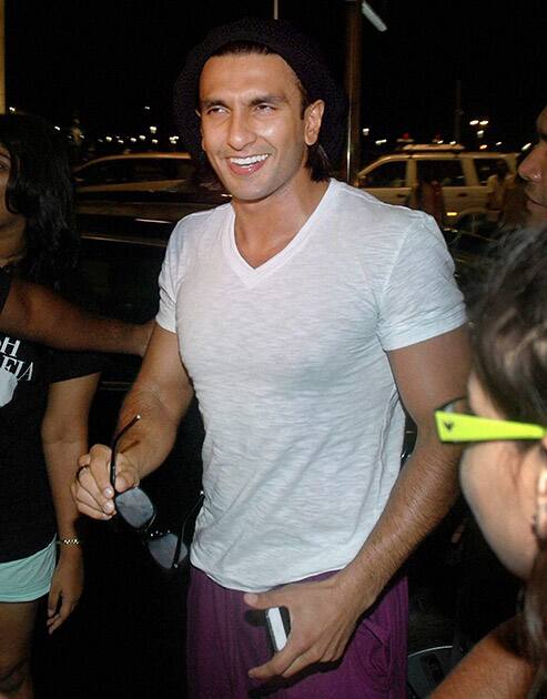 Ranveer Singh departs from Mumbai CST International Airport for Florida, USA to participate in IIFA 2014 awards ceremony.