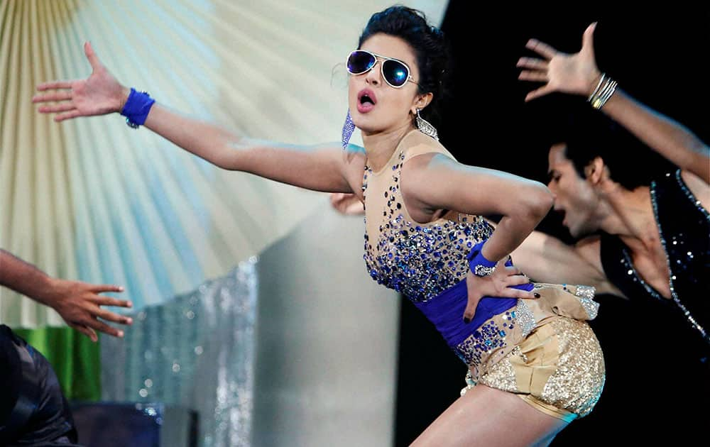 Bollywood actress Priyanka Chopra performs during the 2014 IIFA Awards function in Tampa bay, Florida.