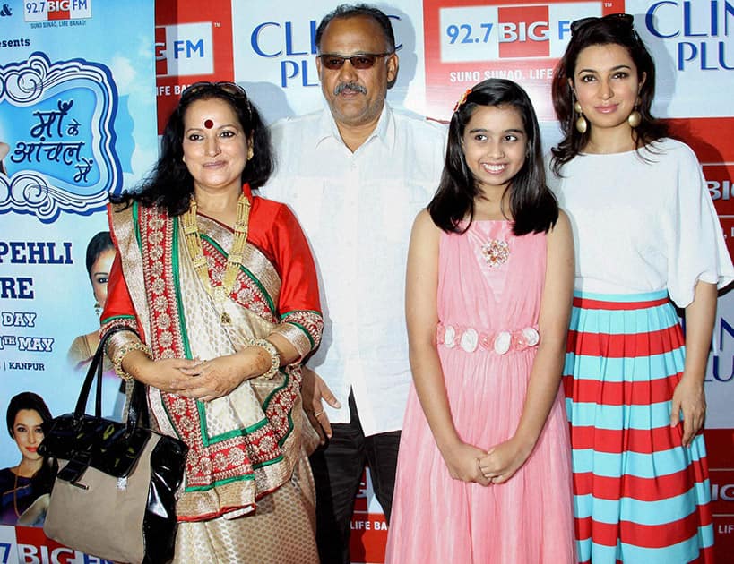 Actors Himani Shivpuri, Alok Nath, Sparsh Khanchandani and Tisca Chopra during the launch of Maa Ke Aanchal Mein - Radio Ki Pehli Picture in Mumbai.