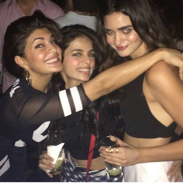 Jacqueline Fernandez - Girls take over the turn tables!!! Pic Courtesy: Twitter	